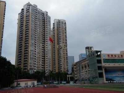 Какво прави проекта за плувен басейн на Blueway в Yunding Cuifeng Phase III забележително съоръжение за отдих?